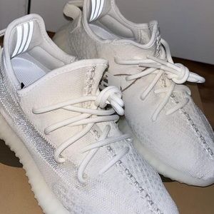 Yeezy 350 in “Bone”